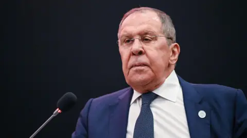 Lavrov: It will hardly benefit Armenian people if Armenia turns away from its allies 